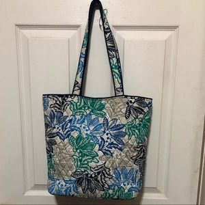 Rand new Vera Bradley tote